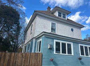 38 River St, Newport, NH 03773