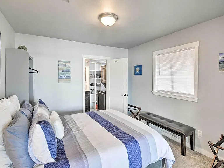 219 Shore Dr — Photo 11