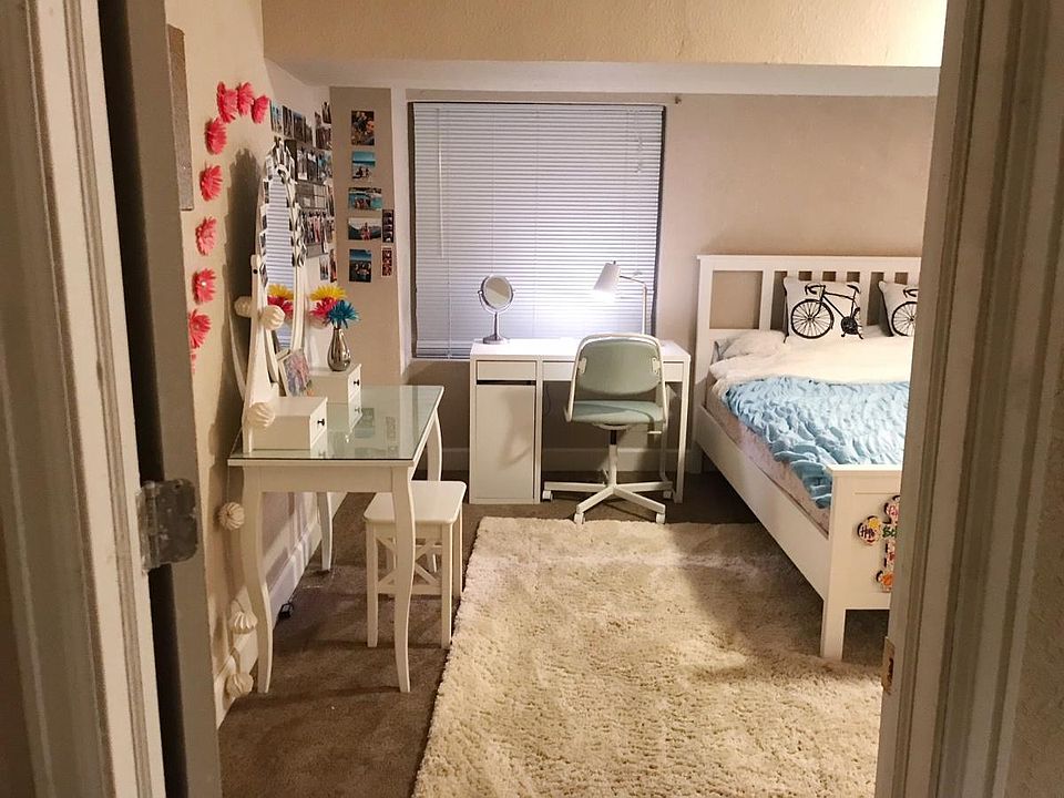 Bedroom #1