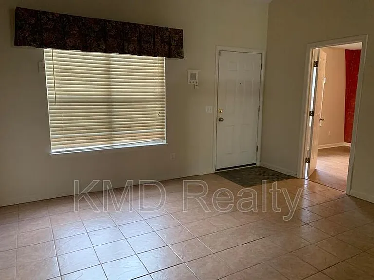 5745 Prescott Ct — Photo 2