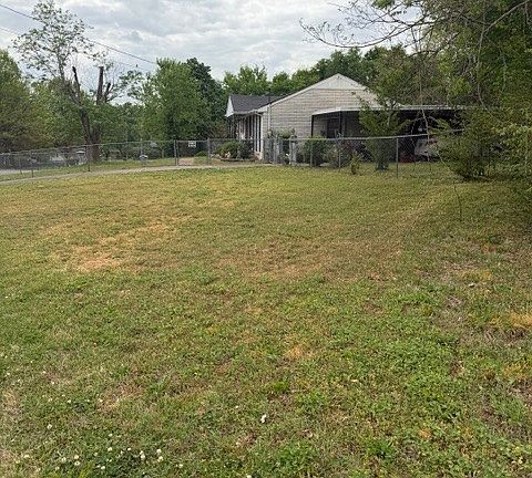 2nd image of 303 Marita Ave
