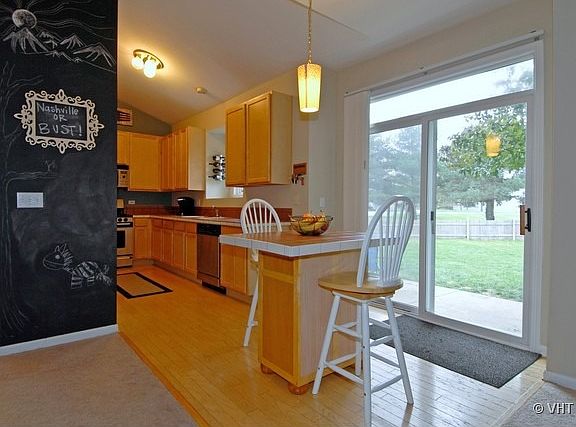 4th image of 7014 Mojave Ct