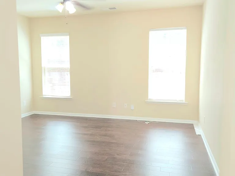 3524 Castleberry Village Cir — Photo 19