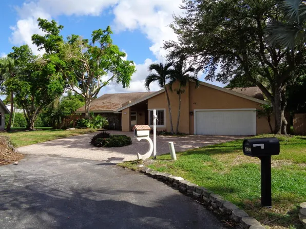 9361 Park Ln, Fort Lauderdale, FL 33324