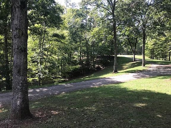5th image of 7598 Daniels Creek Rd