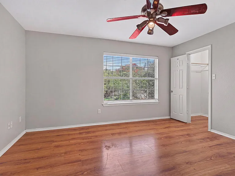 7021 Gentle Oak Dr — Photo 24