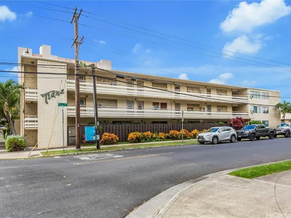 1735 Dole St APT 204, Honolulu, HI 96822