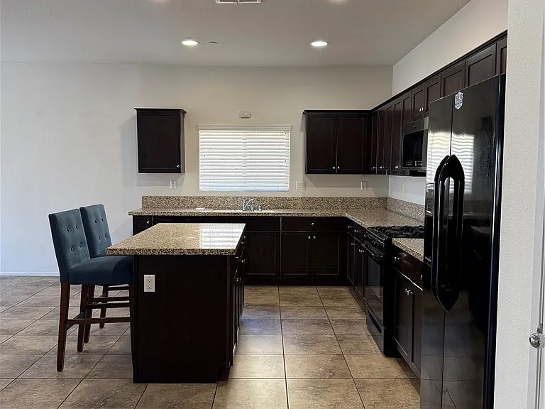 6840 Sunsight Way — Photo 8