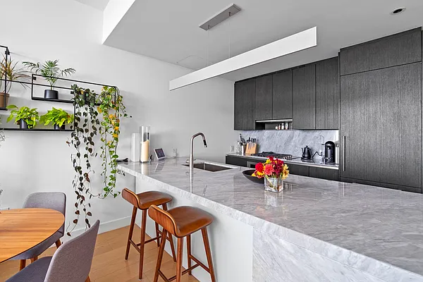 Rented by Compass | media 14