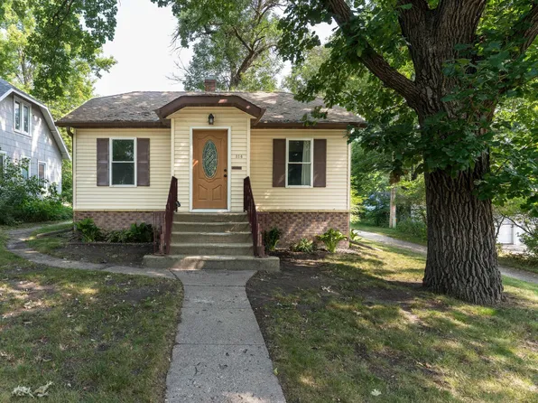314 W Birch Ave, Fergus Falls, MN 56537