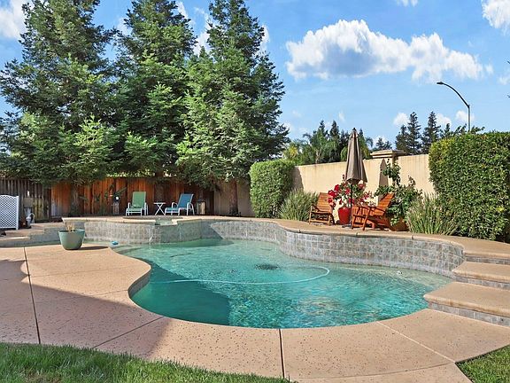 4th image of 2637 Baigorry Ct