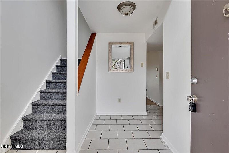 5th image of 20 Heartwood Court