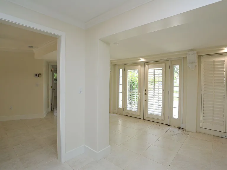 2901 Crayton Rd — Photo 30