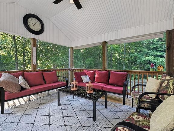 4th image of 8415 Curraghmore Ct