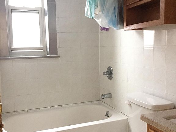 4th image of 76 Avenue U # 2 Nd Fl