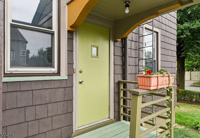90 Midland Ave #4 — Photo 20