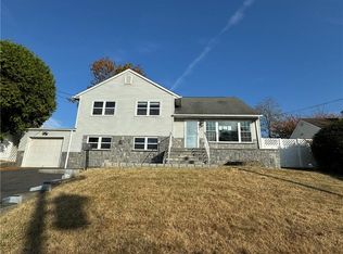 9 Montclair Rd, Yonkers, NY 10710