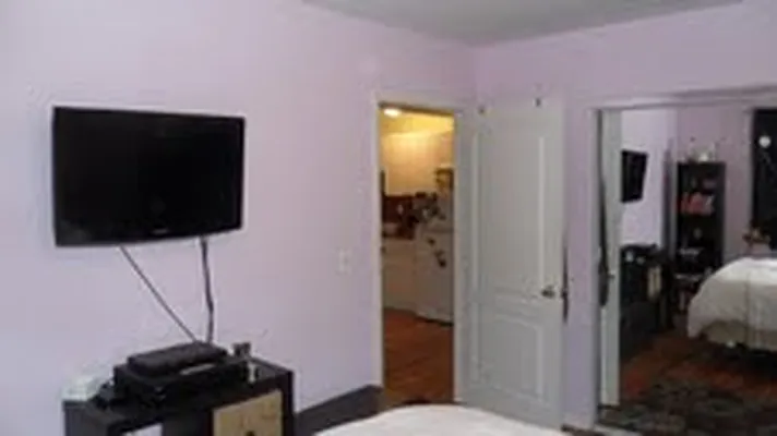 Rented by Gotham City Realty Group | media 32