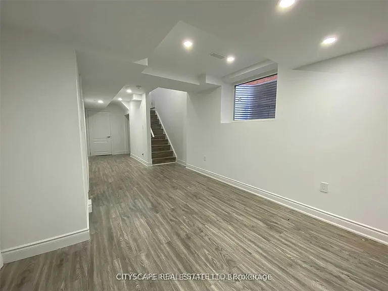 20 Pentonville Rd #UPPER — Photo 23