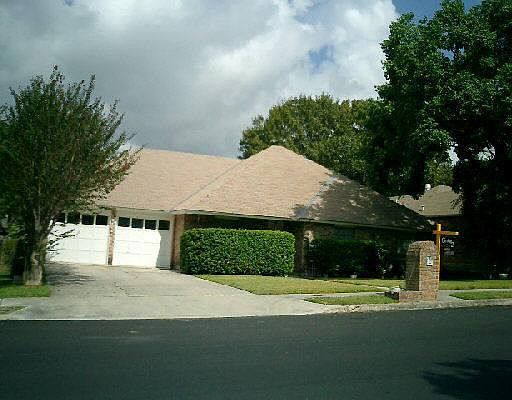 1st image of 7211 FOREST MEADOW DR