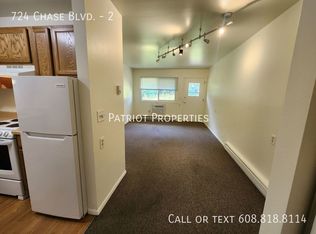 724 Chase Blvd APT 2, Sun Prairie, WI 53590