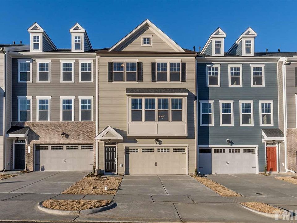 PHOTO REPRESENTATIONAL-colors options vary same floorplan not exact home.