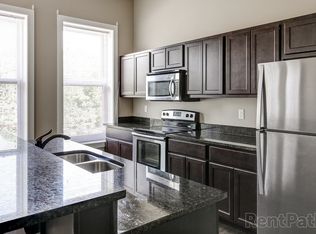 Pierce School Lofts, Davenport, IA 52803