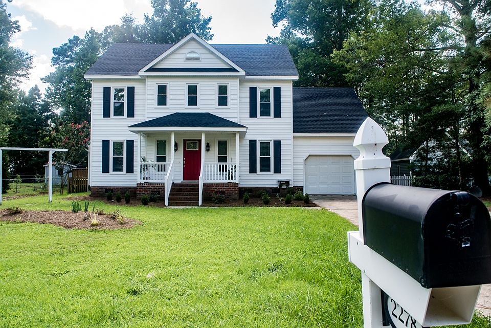 1st image of 2278 Edgewater Dr