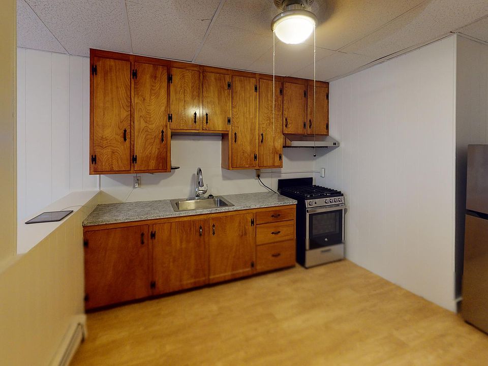 2nd image of 112 S Main St #8