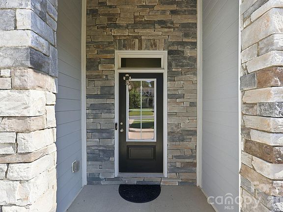 2nd image of 2612 Poplar Cove Dr NW