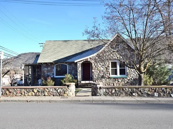 504 S Oregon St, Yreka, CA 96097