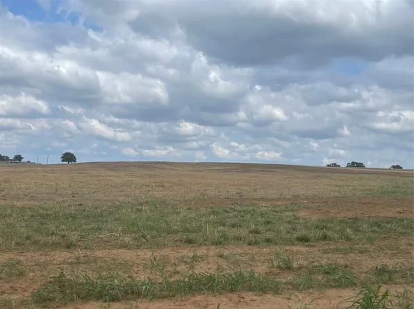 3 County Road 4371, Decatur, TX 76234