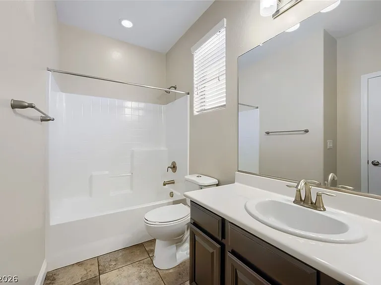 7524 Old Compton St — Photo 13