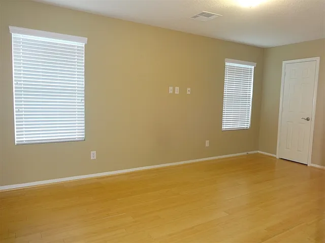 2302 Turnbury Elm Ct — Photo 14
