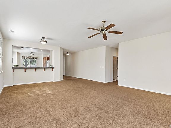5th image of 1720 Veneto Dr