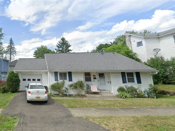 93 W 5th St, Corning, NY 14830