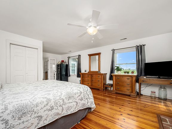 30th image of this home