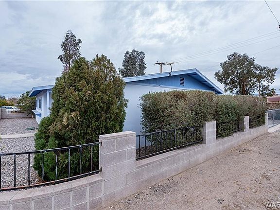 3rd image of 1769 Clearwater Dr