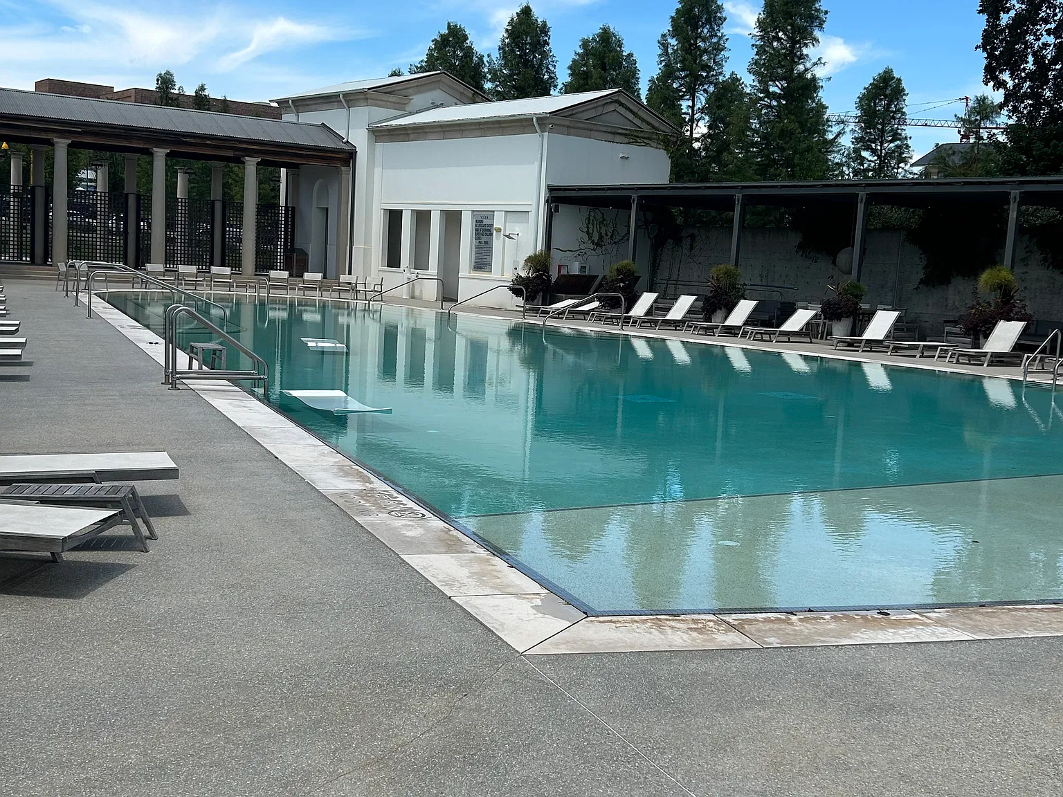 1 bed, 700 sqft, $2,250 — Photo 2