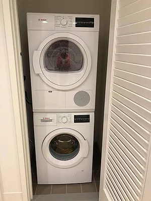 Rented by Trig Realty Co | media 15