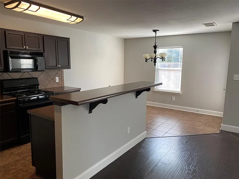 4500 Secure Ln — Photo 4