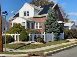 2 Elmwood Ave, Carteret, NJ