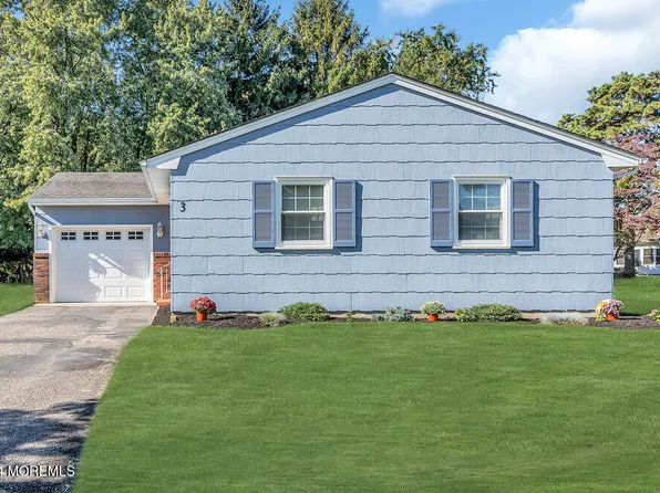 3 Basset Court, Toms River, NJ 08757