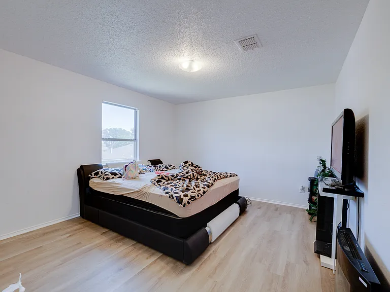 4260 Meadowknoll Dr — Photo 6