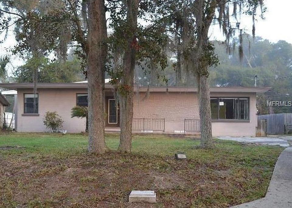 1st image of 59 Putnam Ave