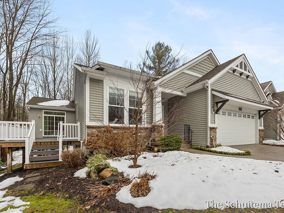 1st image of 16981 Pickett Ln