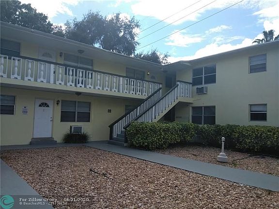 2nd image of 300 SW 4th Ct APT 1