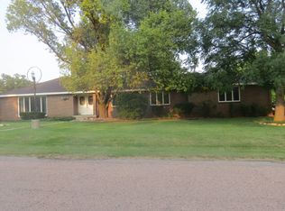217 S Russell Ave, Lucas, KS 67648
