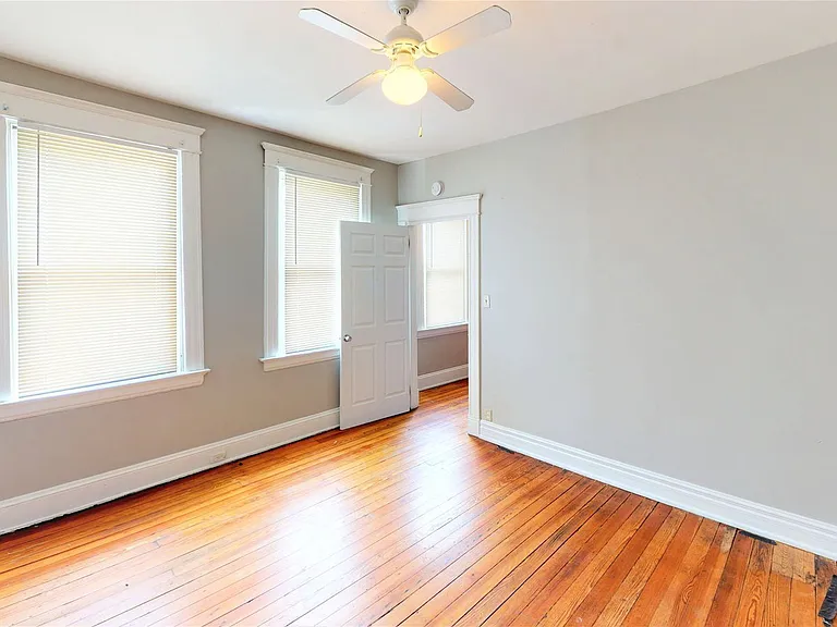 426 Ada St — Photo 6