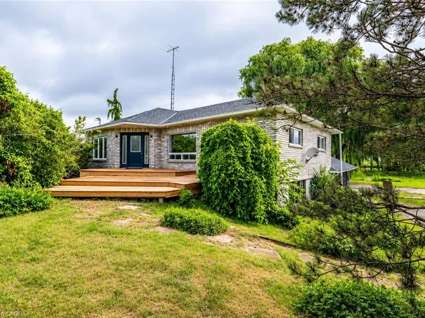 393 Canal Rd, Bradford West Gwillimbury, ON L3Z 4C4